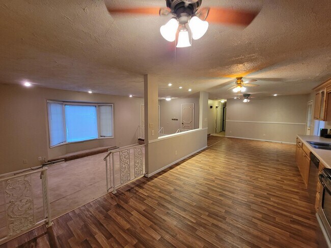 Building Photo - 3512 Panther Ln