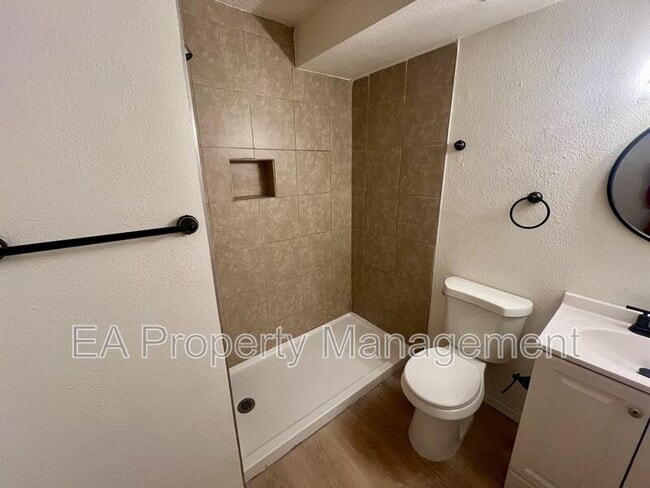 Foto del edificio - 1320 Dr Martin Luther King Jr Ave NE