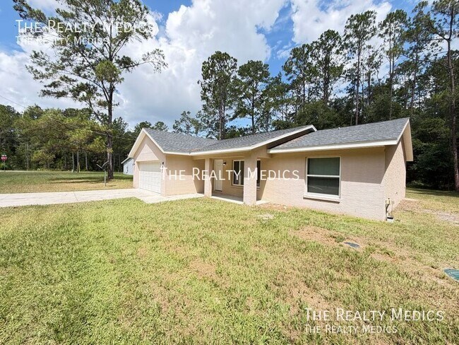 Building Photo - 303 Sequoia Dr