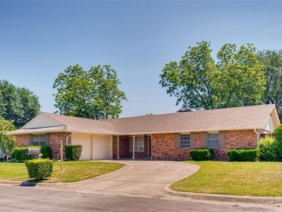 Primary Photo - 15755 Regal Hill Cir