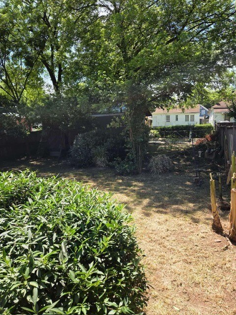 patio trasero - 249 Powell St SE