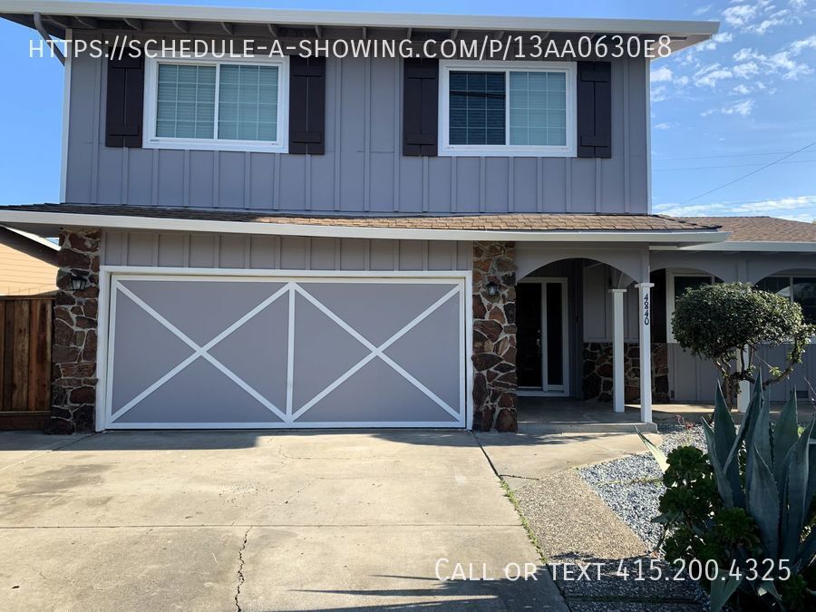 Primary Photo - 4840 Minas Dr