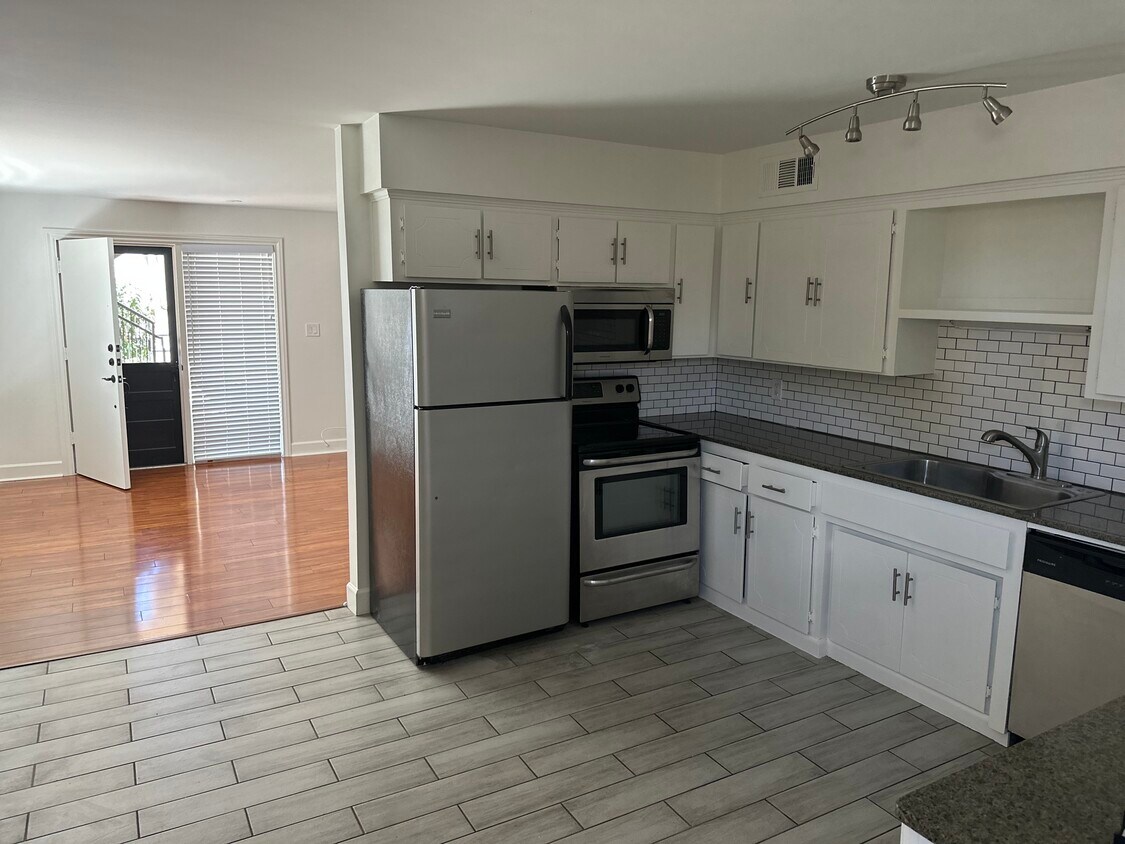 4142 E Calle Redonda Unit 67, Phoenix, AZ 85018 Condo for Rent in