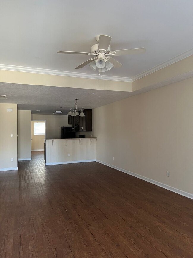 Foto del edificio - 105 Magnolia Ct
