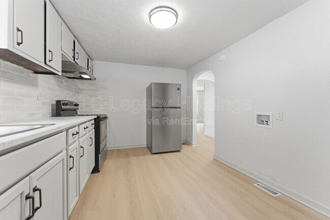 Foto del edificio - 16 Flint St