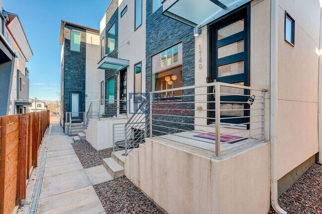 Building Photo - 1740 Lowell Blvd