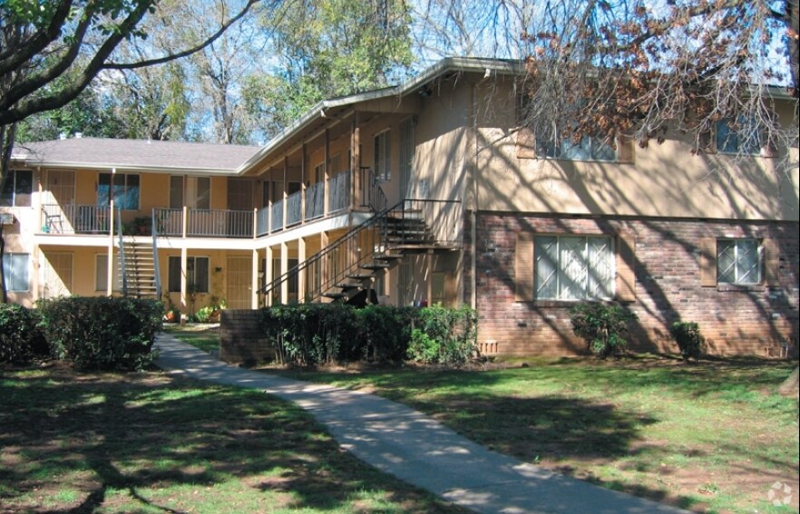 Foto del edificio - 5481 Carlson Dr