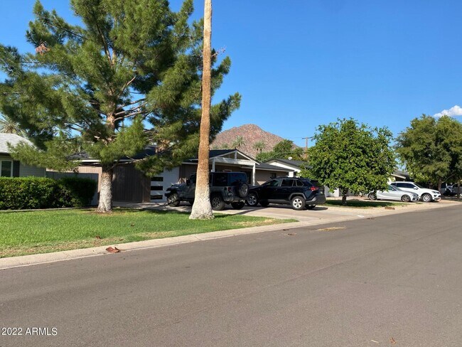 Foto del edificio - 4242 E Montecito Ave