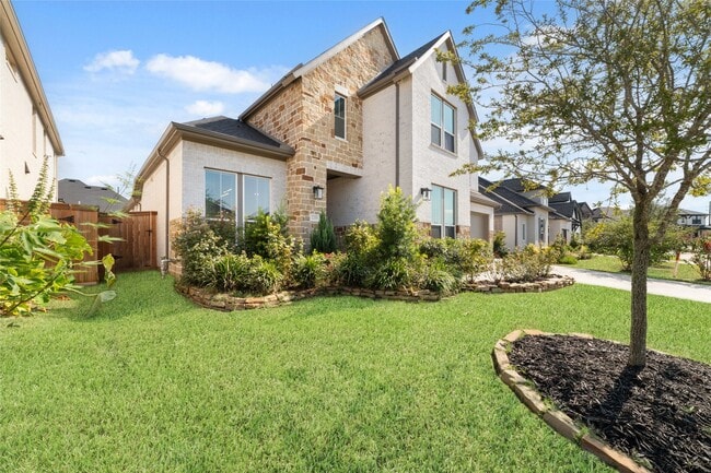 Building Photo - 32018 Crested Knl Ct