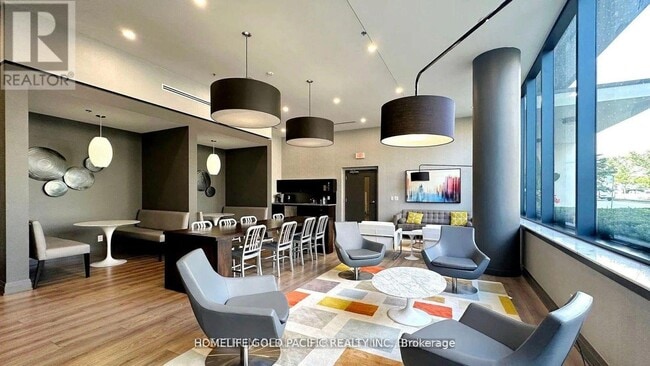 Building Photo - 18 Rean Dr