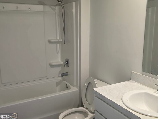 Foto del edificio - 404 Turpentine Trl