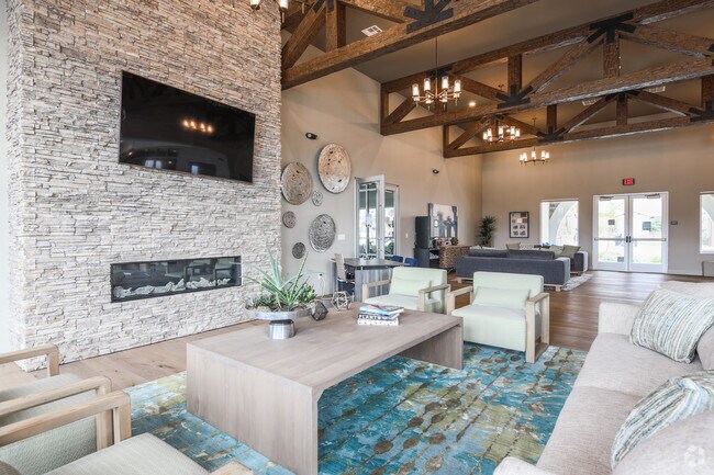 Casa club - VIDA LUXURY APARTMENTS
