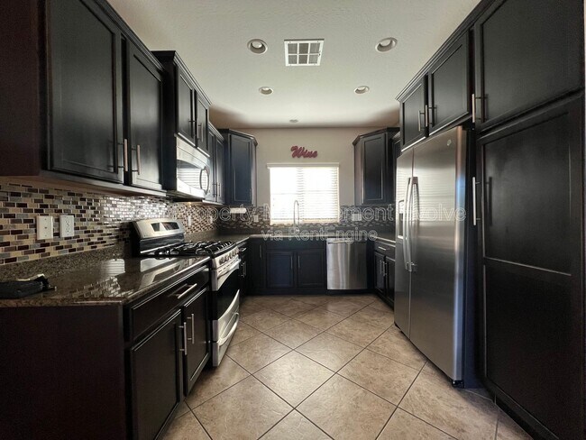 Building Photo - 21160 N 36th Pl