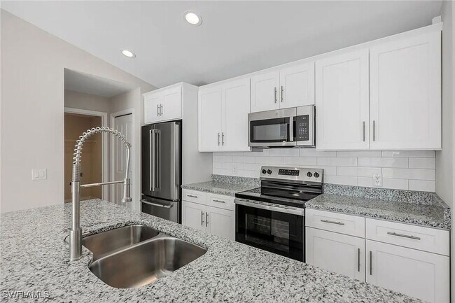 Foto del edificio - 1024 NW 12th Ave