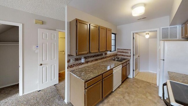 Building Photo - 960 Tampico Ct