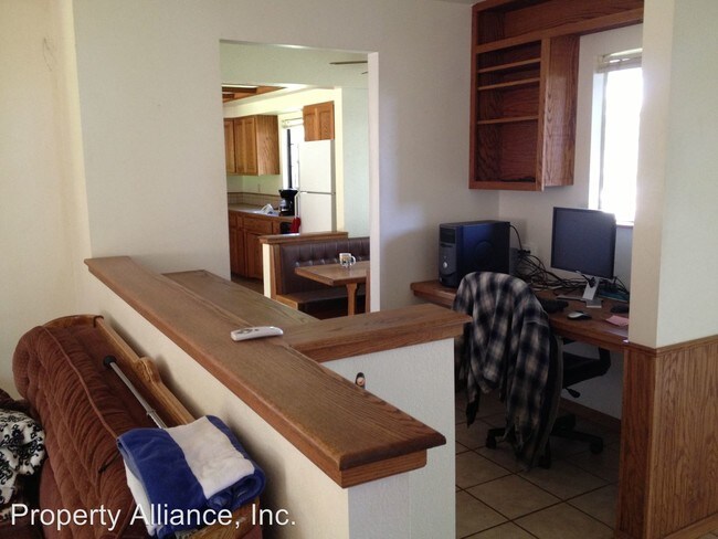 Foto del edificio - 3 br, 2 bath House - 3381 Mesa Verdes Drive