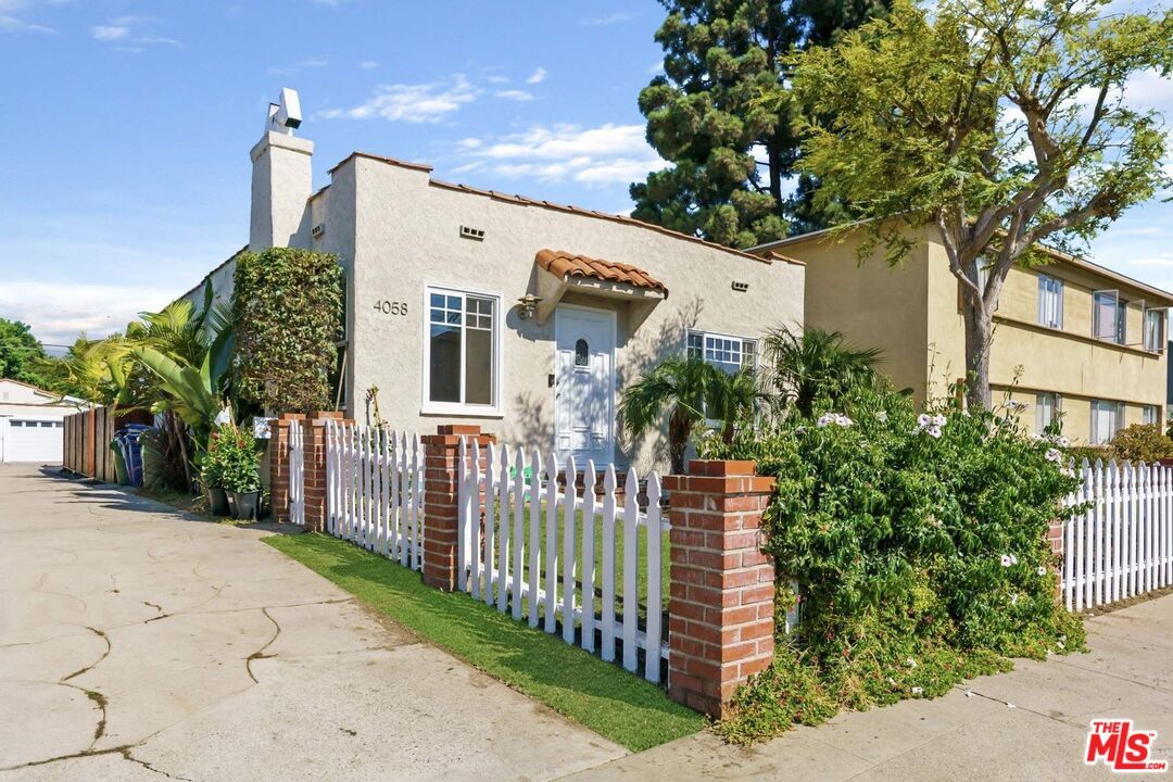 Foto principal - 4058 Wade St