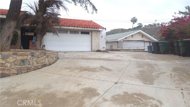 Foto del edificio - 7163 Sebastian Ave