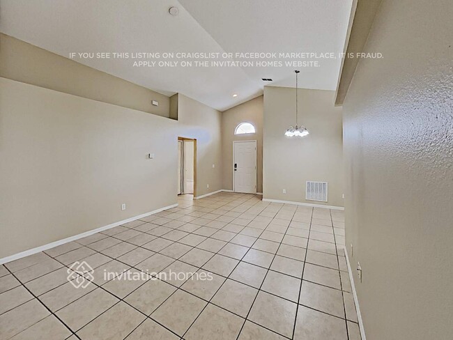 Building Photo - 16524 Golden Eagle Blvd