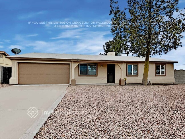 Building Photo - 3601 E Janice Wy