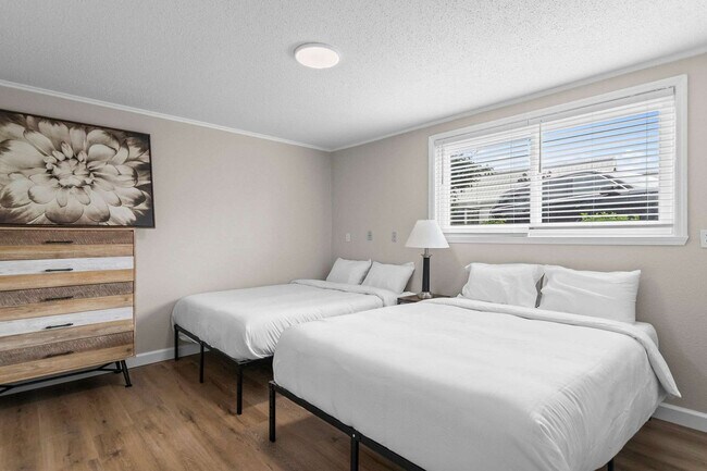 Foto del edificio - 2309 Cherry Hills Dr