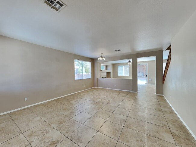 Foto del edificio - 1123 Evening Canyon Ave