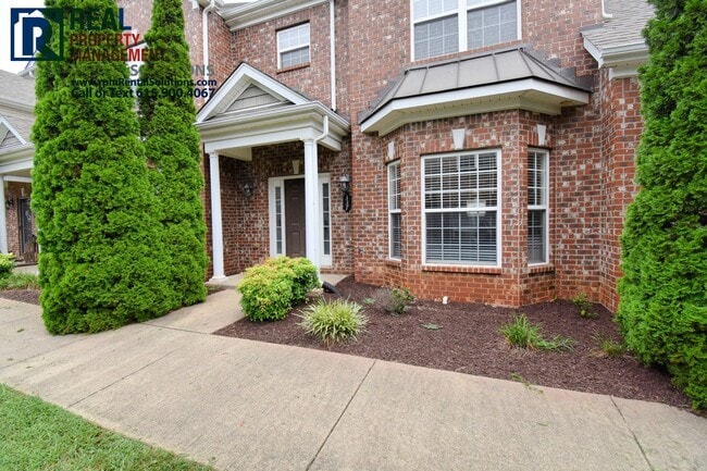 LARGE 2bd 2.5ba townhome, 2 car carport, washer/dryer included! - LARGE 2bd 2.5ba townhome, 2 car carport, washer/dryer included!