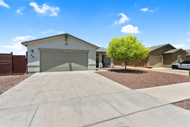Building Photo - 845 Villa Seca Dr