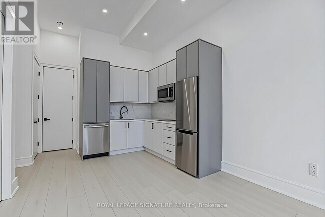 Photo du bâtiment - 5 Holborne Ave