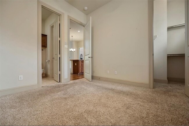 Building Photo - 2816 Leeland St