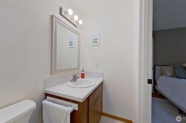 Foto del edificio - 4114 64th St Ct