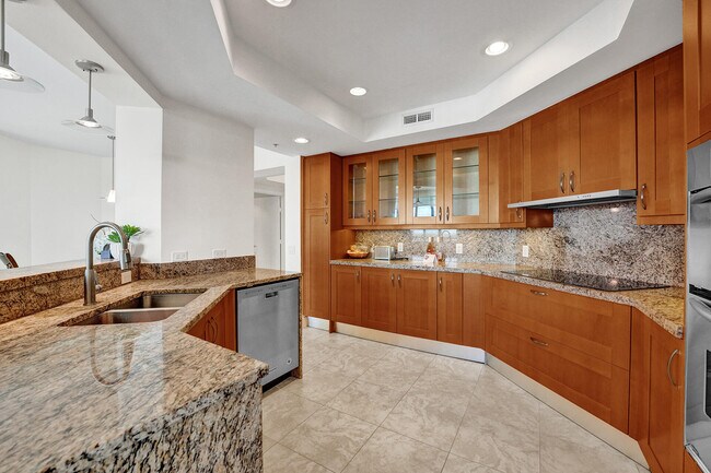 Building Photo - 3630 Gardens Pkwy