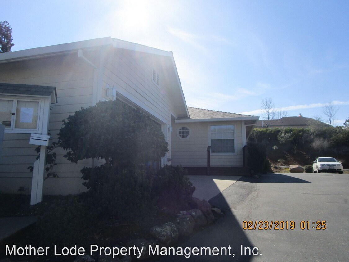 Foto principal - 3 br, 2 bath House - 20617 Diane Drive