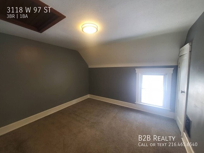 Building Photo - 3118 W 97th St