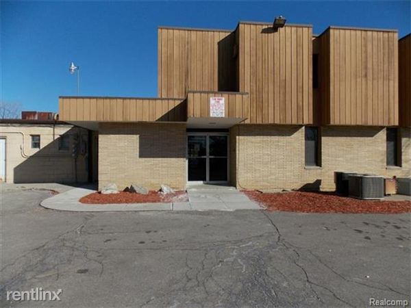 Building Photo - G1173 N Ballenger Hwy