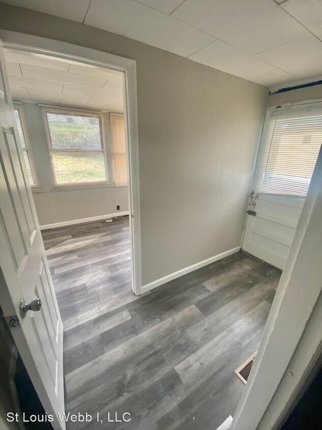 Building Photo - 3 br, 1 bath House - 5530 Sunbury Ave