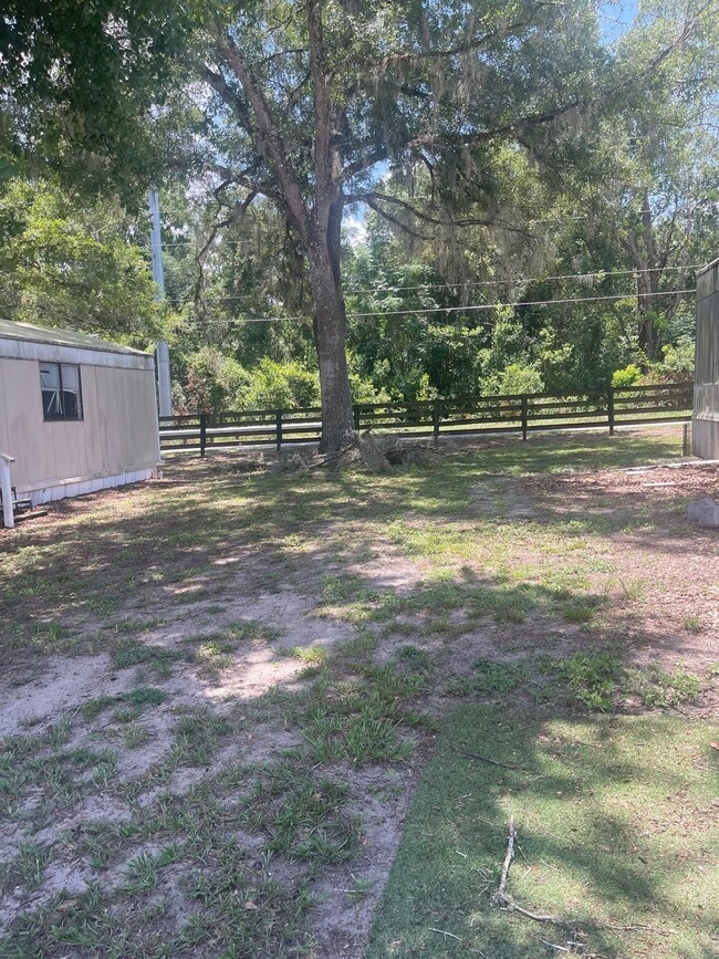 Building Photo - 8535 Mathews Rd