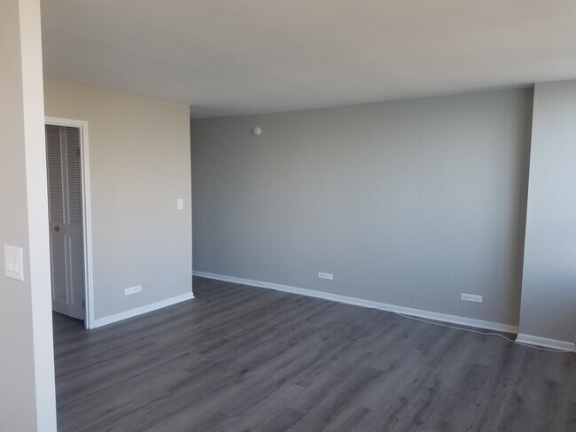 Foto del edificio - 6171 N Sheridan Rd