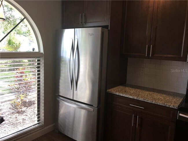 Building Photo - 3590 Whispering Oaks Ln