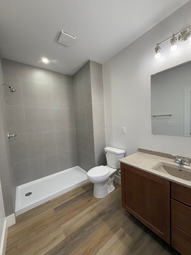 Building Photo - 1023 S 25th St