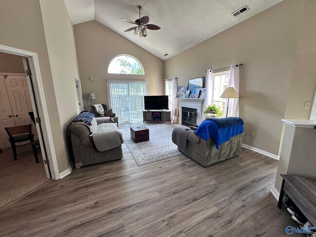 Foto del edificio - 200 Millstone Ln