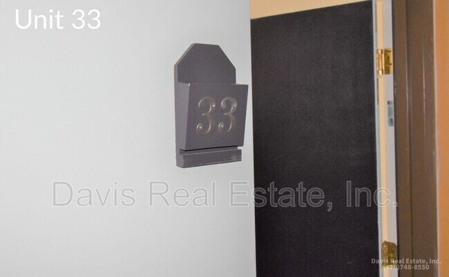 Foto del edificio - 812 E Water St