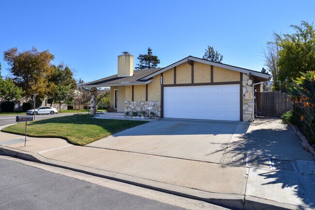 Foto del edificio - Beautiful Newbury Park 3 Bedroom 2 Bath Home