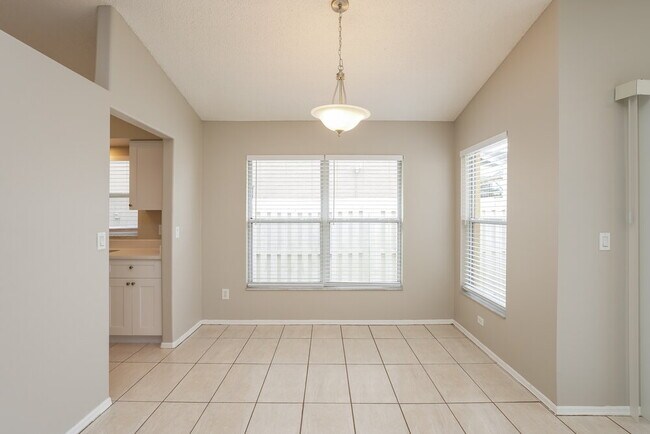 Foto del edificio - 13318 Greenpointe Dr