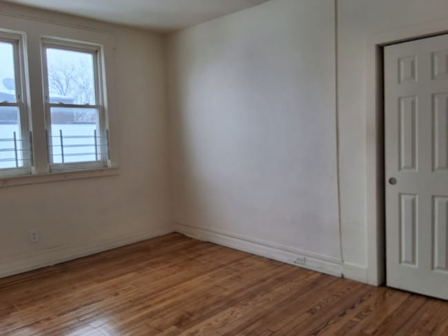 Building Photo - 95 Treacy Ave