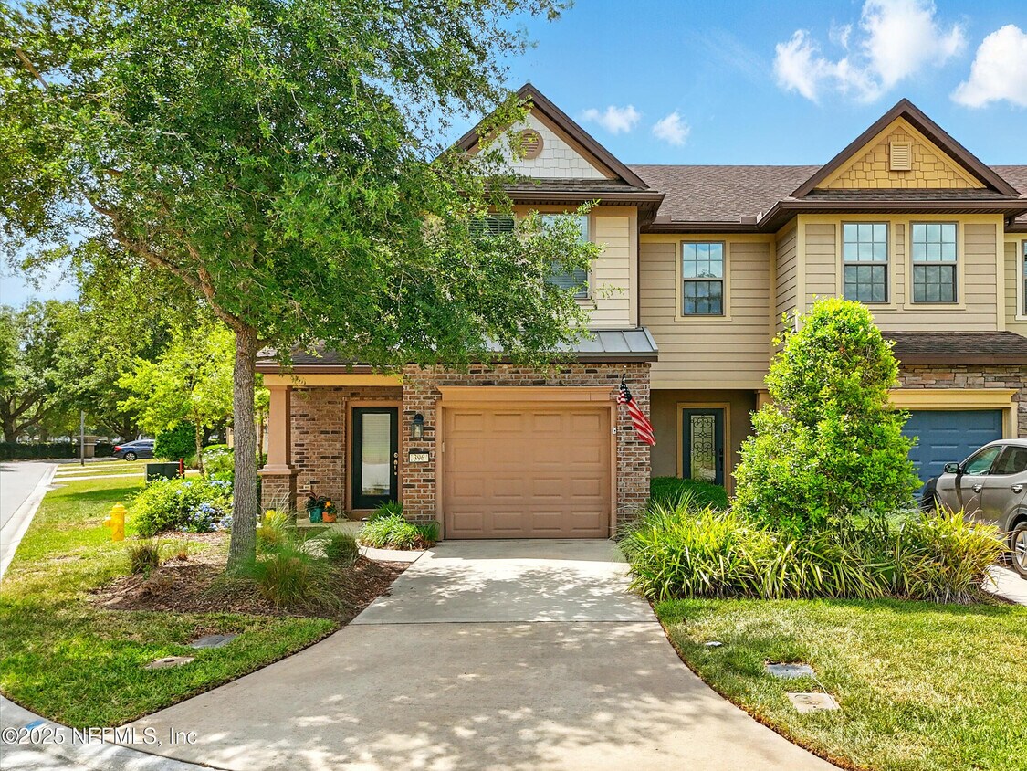 Foto principal - 13964 Berryview Rd