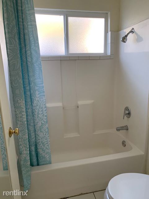 Building Photo - 2 br, 1 bath House - 3165 Hostetter rd