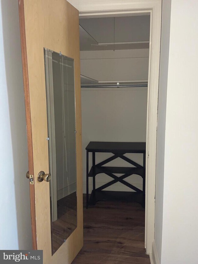 Foto del edificio - 1725 Spruce St
