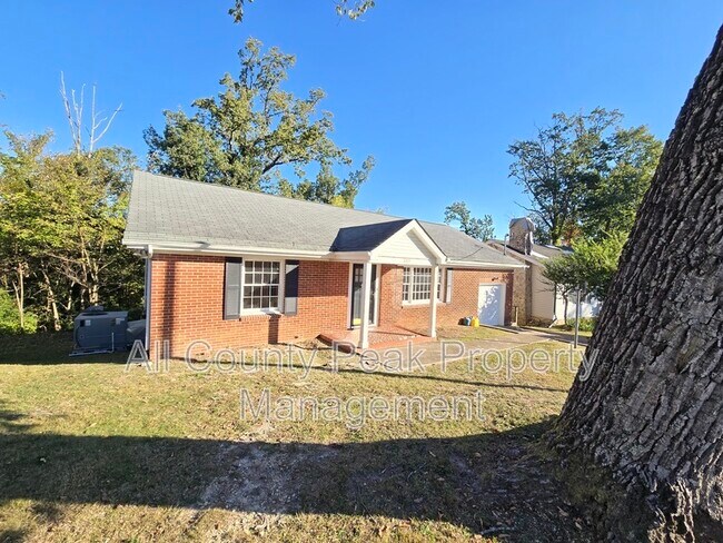 Building Photo - 3409 Alta Vista Dr