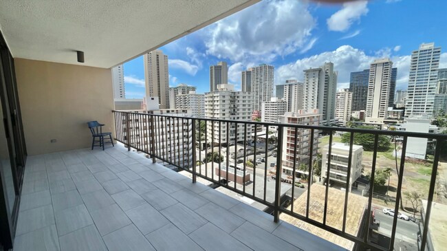 Foto del edificio - 250 ?Ohua Ave